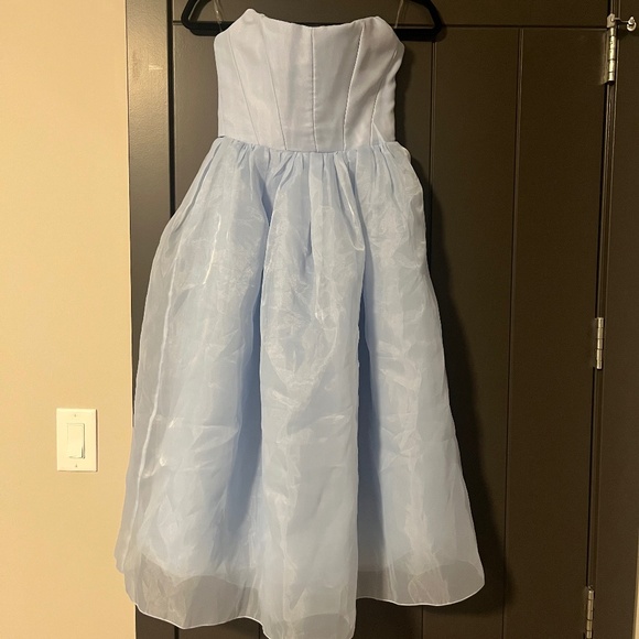 Oh Polly blue tulle dress with corset back - Picture 3 of 6